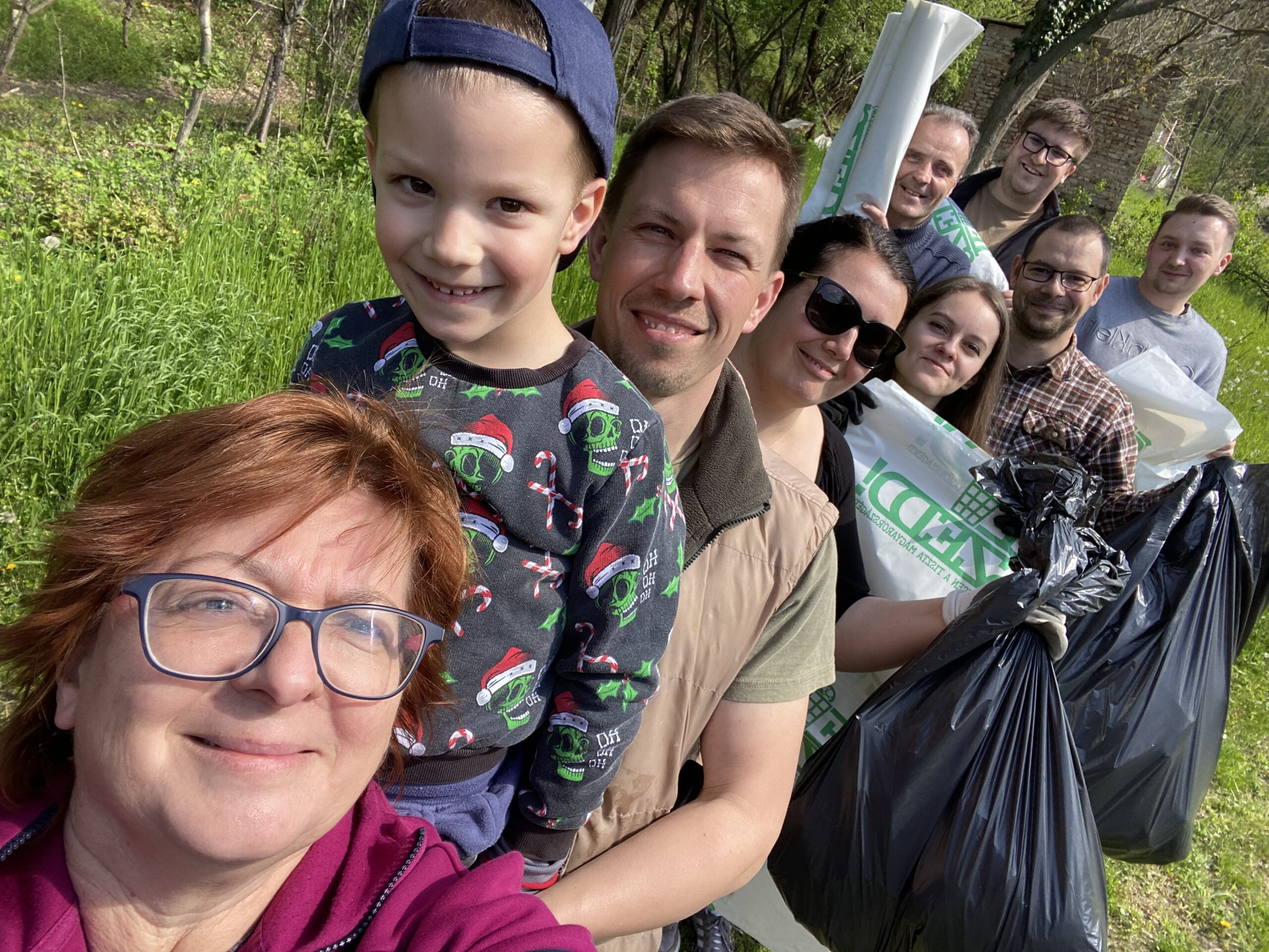 AKCIÓBAN AZ ELLÁTÁSI LÁNC MUNKATÁRSAI